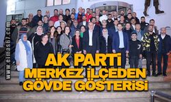 Ak Parti Merkez İlçeden gövde gösterisi