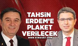 Tahsin Erdem’e plaket verilecek