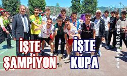 Zonguldak'ta futbol şov: İşte şampiyon işte kupa!!