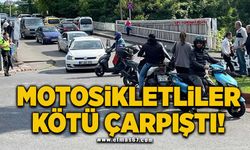 Motosikletliler kötü çarpıştı