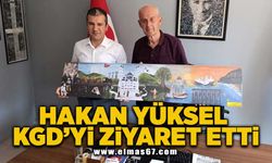 Hakan Yüksel KGD'yi ziyaret etti 100.yıl tablosu hediye etti