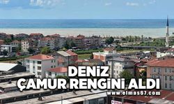 Deniz çamur rengini aldı