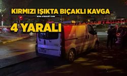 Kırmızı ışıkta bıçaklı kavga: 4 yaralı