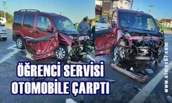 Öğrenci servisi otomobille çarpıştı!