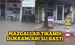 Mazgallar tıkandı, dükkanları su bastı