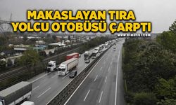 Otoyolda makaslayan tıra yolcu otobüsü çarptı