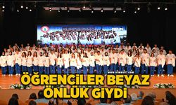 Öğrenciler beyaz önlüklerini giydi