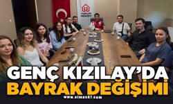Genç Kızılay’da bayrak değişimi
