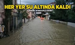 İş yerleri, evler ve araçlar su altında kaldı