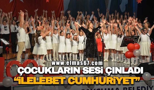 Çocukların sesi çınladı: “İlelebet Cumhuriyet”