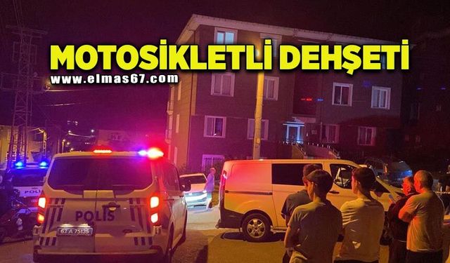 Motosikletli saldırgan d*hşet saçtı: 5 el ateş açıp kaçtı