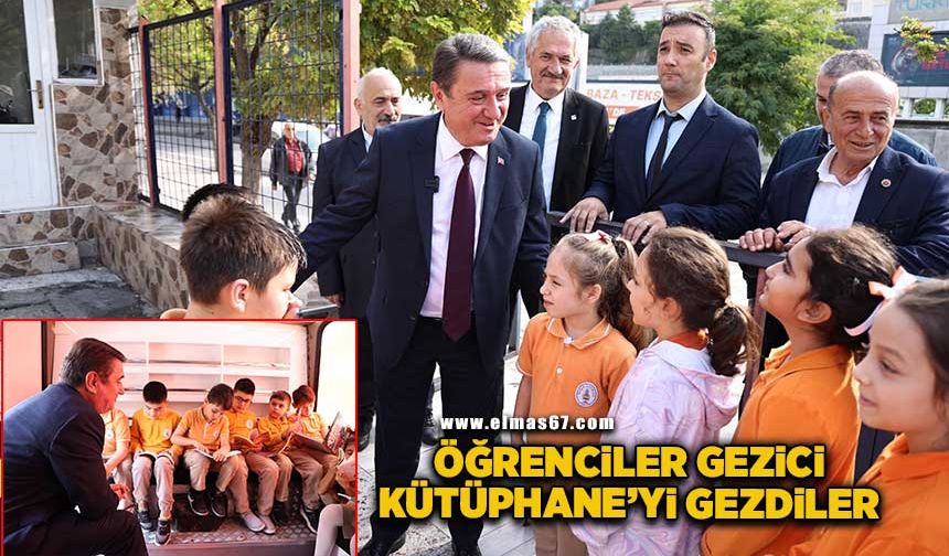 Öğrenciler gezici kütüphaneyi gezdi