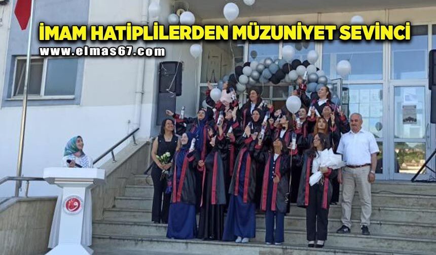 Devrek’te İmam Hatiplilerden mezuniyet sevinci